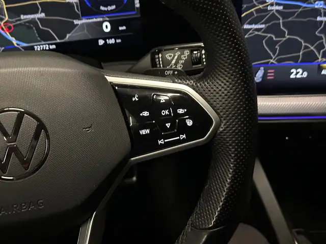 Volkswagen Touareg view 19
