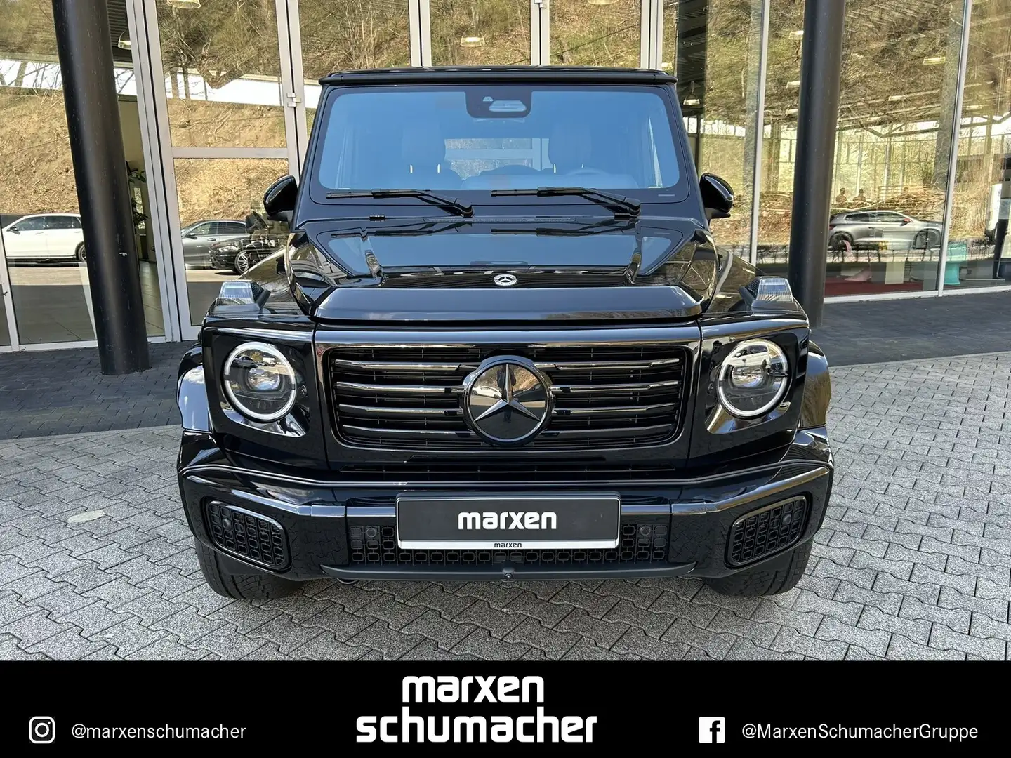 Mercedes-Benz G 450 G 450 d AMG FACELIFT SUPERIOR+Massage+Burm3D+AHK Zwart - 2
