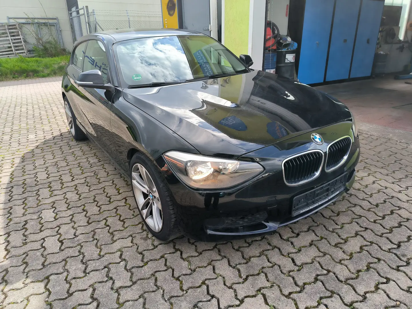 BMW 114 114i Alufelgen Tüv Klima Noir - 2