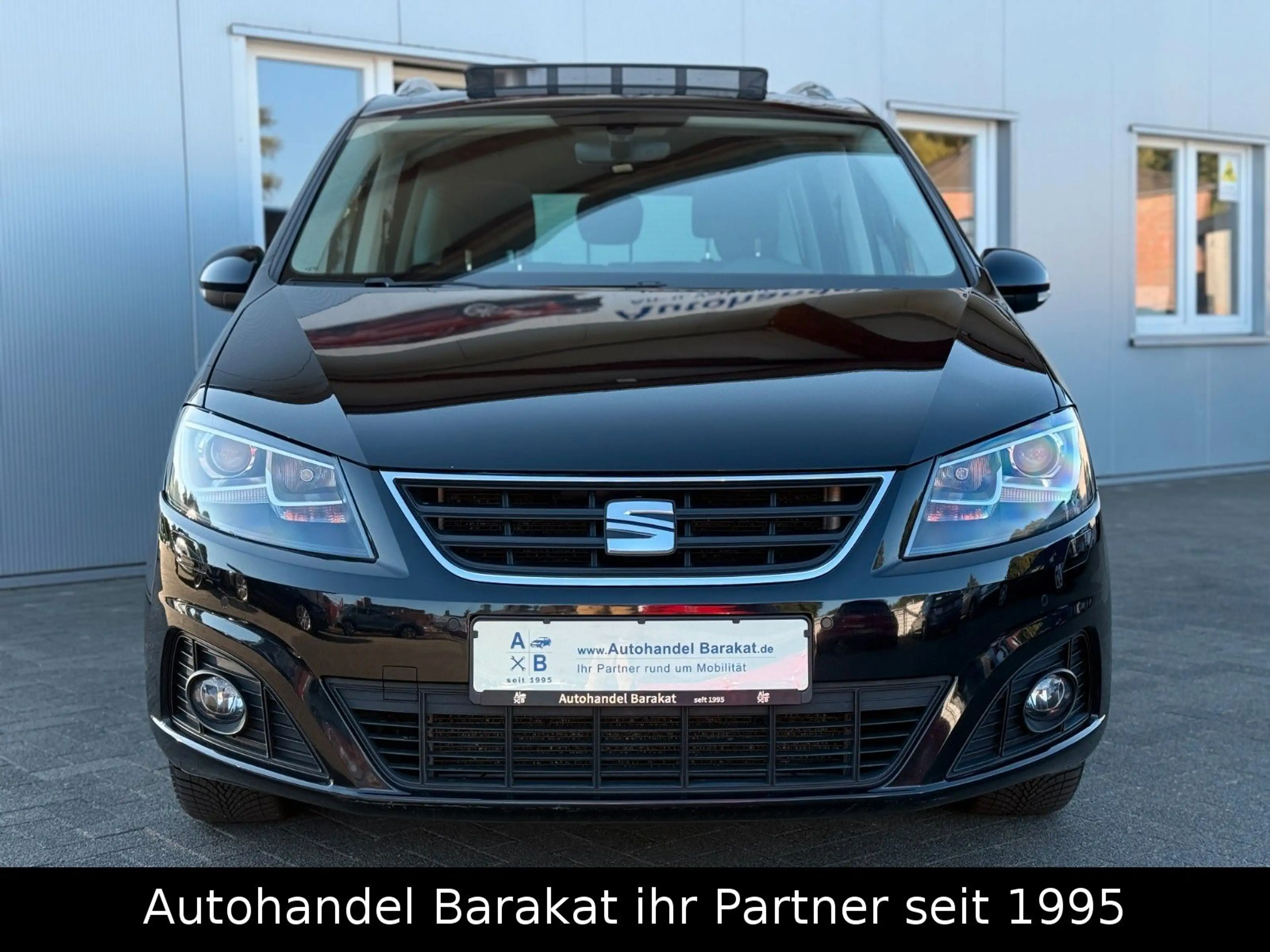 Volkswagen Sharan Alhambra 2.0 TDI Xcellence 7-Sitze AHK NAVI APP — photo 2