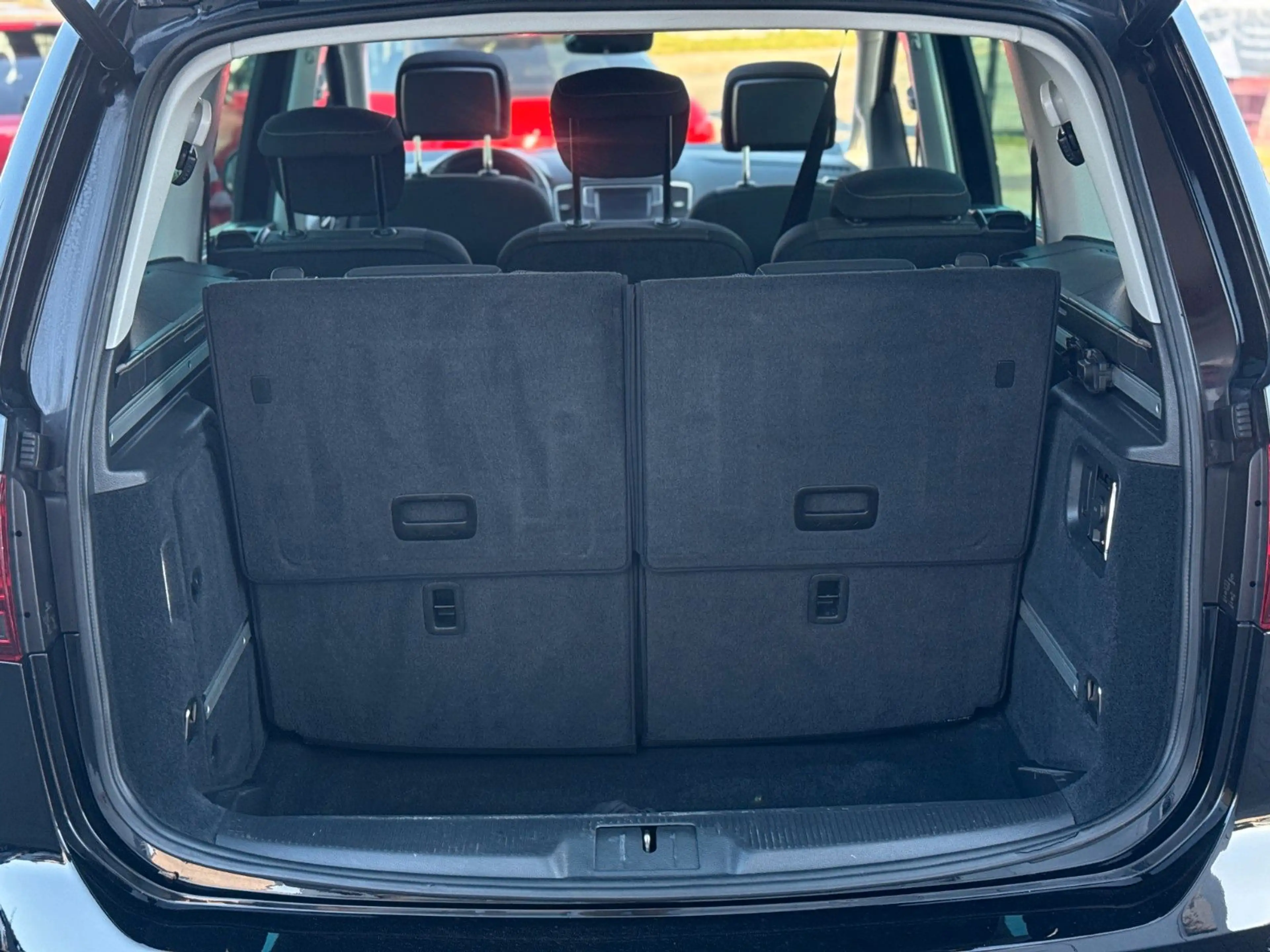 Volkswagen Sharan Alhambra 2.0 TDI Xcellence 7-Sitze AHK NAVI APP — photo 8