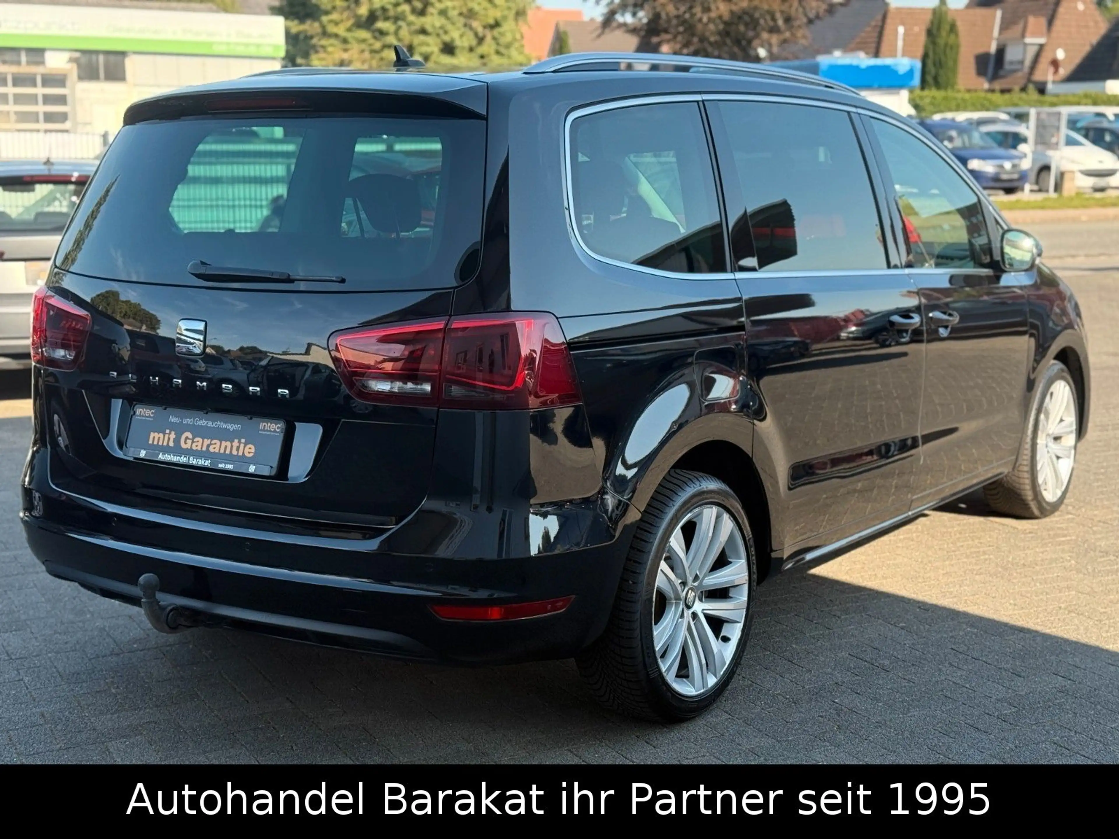 Volkswagen Sharan Alhambra 2.0 TDI Xcellence 7-Sitze AHK NAVI APP — photo 11