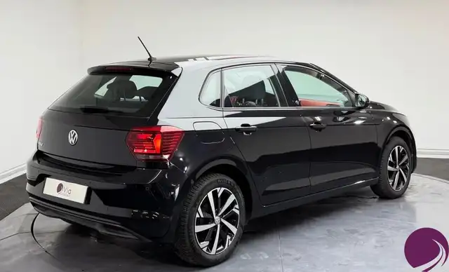 Volkswagen Polo view 5