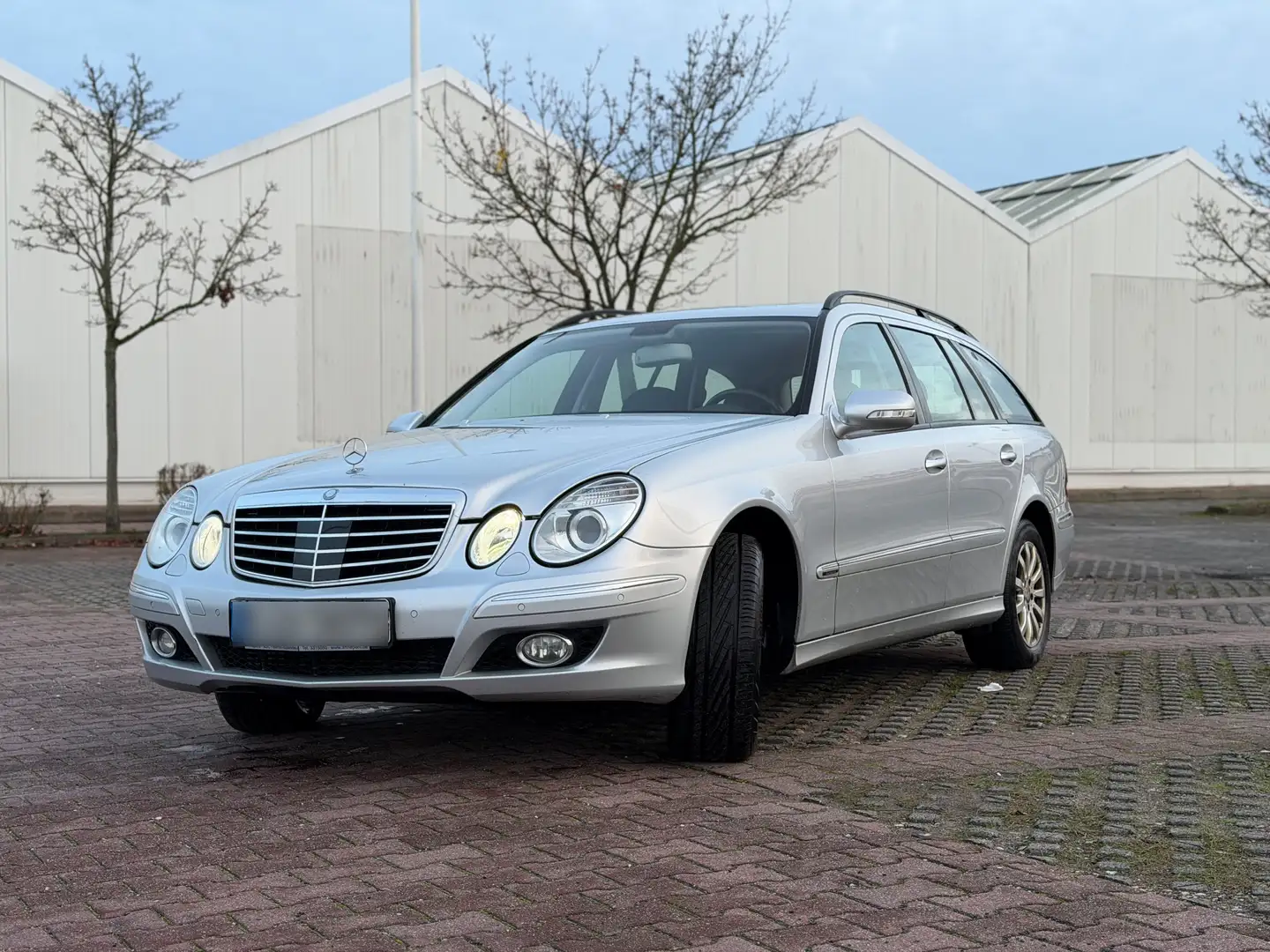 Mercedes-Benz E 320 E 320 T CDI 4Matic Automatik Elegance Plateado - 1