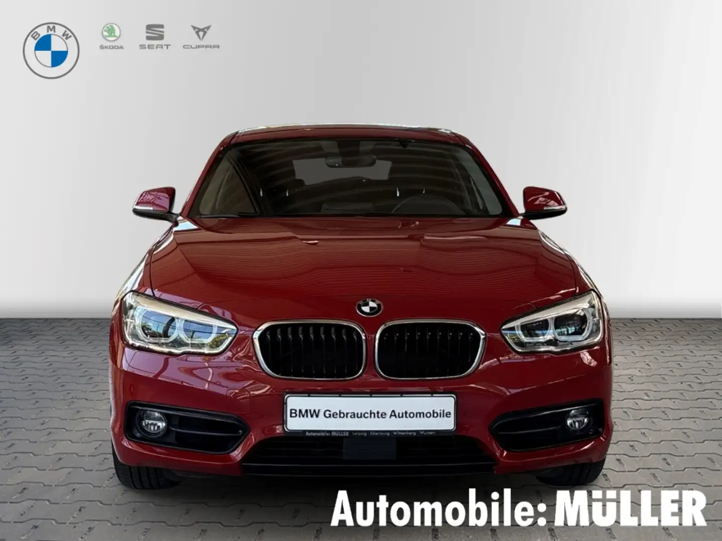 BMW 120 i Sport Line Navi Soundsystem LED ACC Klimaautom F Rood - 2