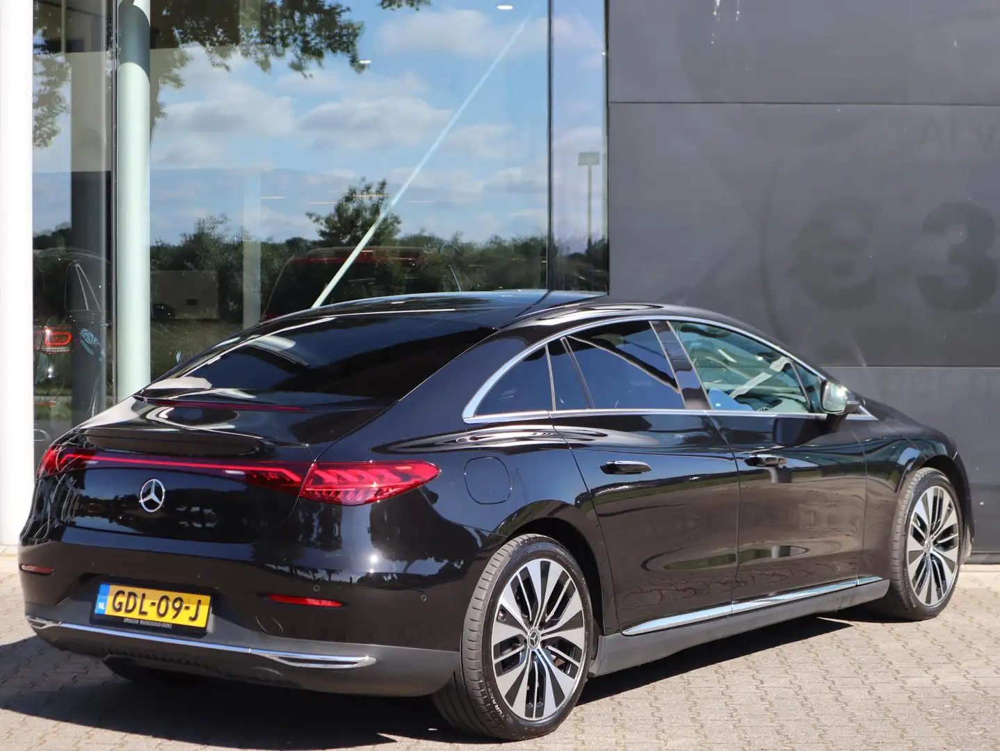 Mercedes-Benz EQE 300 Sport Edition 89 kWh Nero - 2