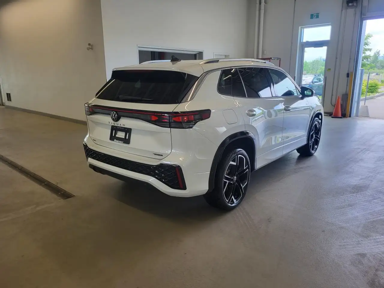 Volkswagen Tiguan снимка Volkswagen Tiguan