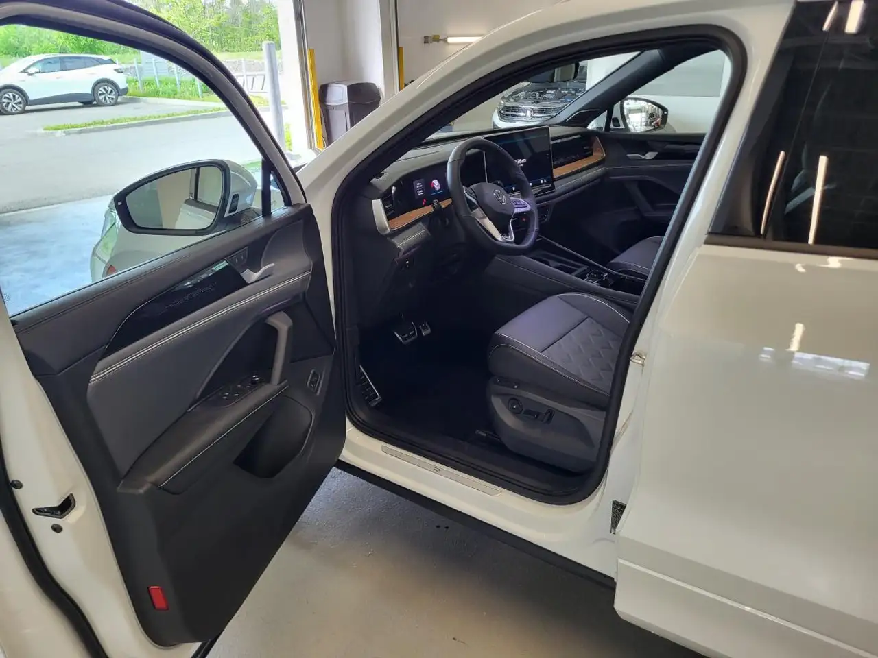 Volkswagen Tiguan снимка Volkswagen Tiguan