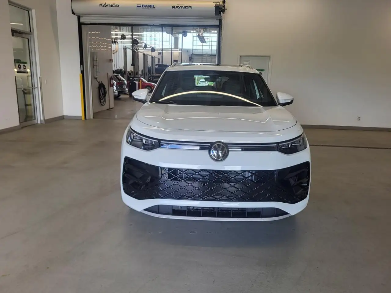 Volkswagen Tiguan снимка Volkswagen Tiguan