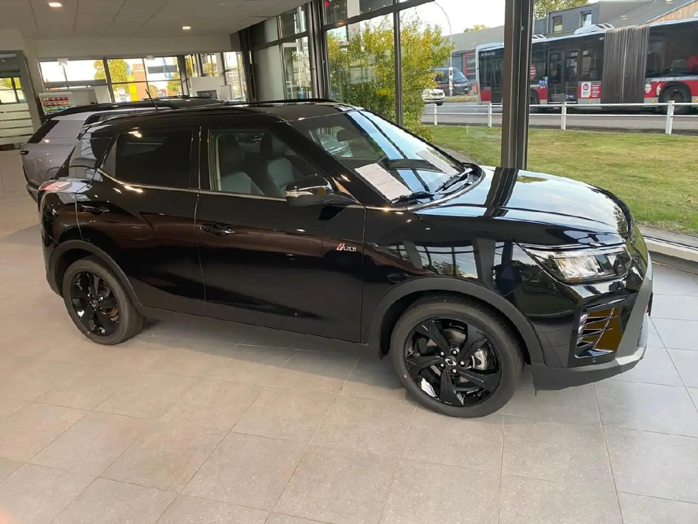 KGM Tivoli 1.5 T-GDi 120kW Black Noir - 2