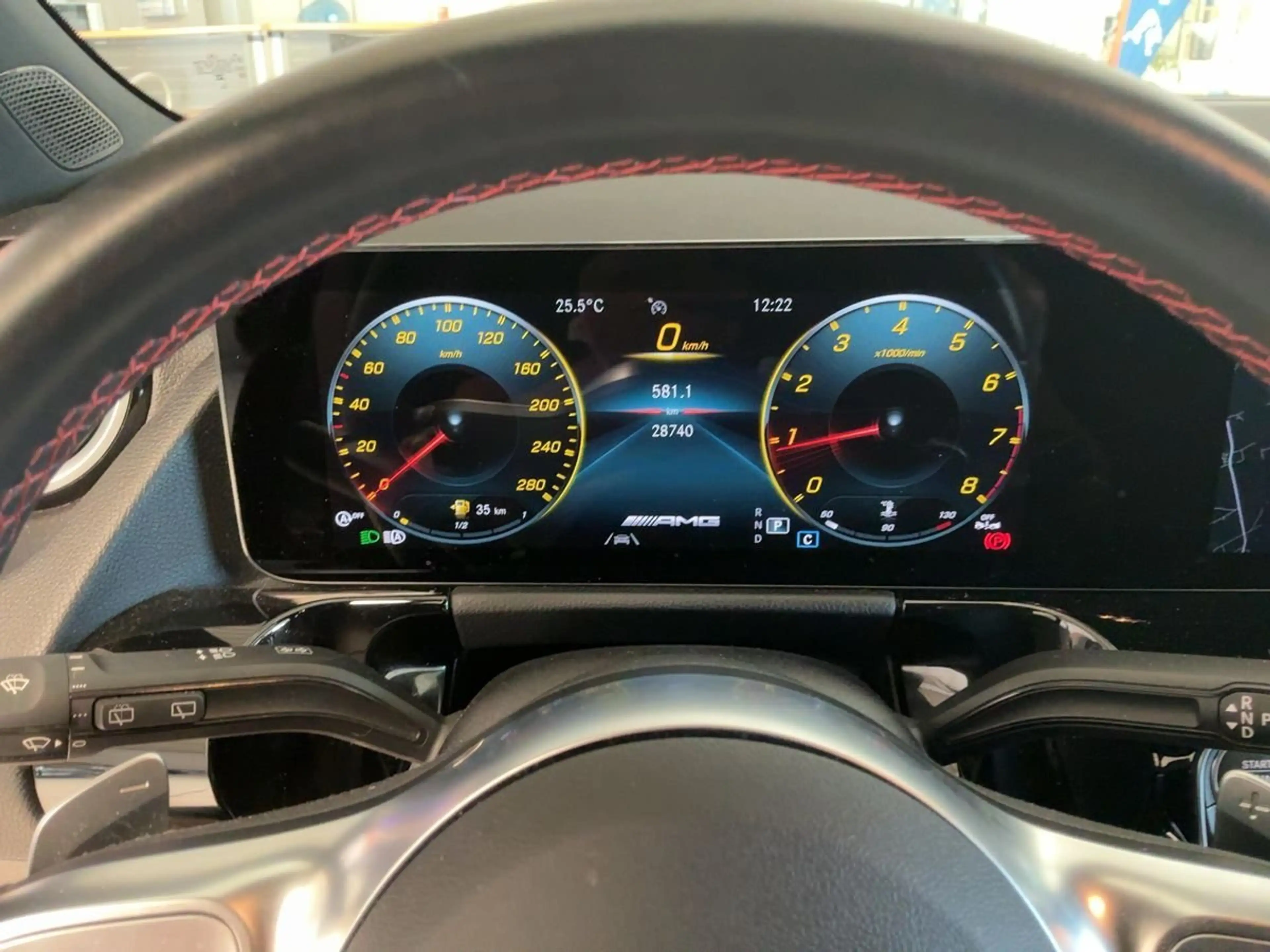Mercedes-Benz GLA 35 AMG Pano AHK KeyGo MLED HighEndMBUX Night — photo 8