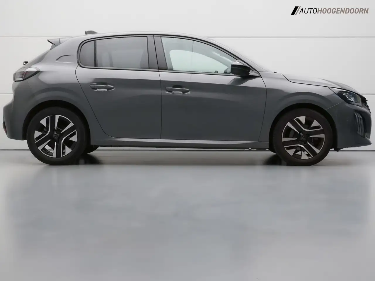 Peugeot 208 1.2 PureTech 100 Allure Sportive (APPLE CARPLAY,CL 5