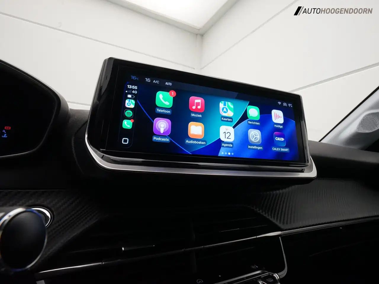 Peugeot 208 1.2 PureTech 100 Allure Sportive (APPLE CARPLAY,CL 18
