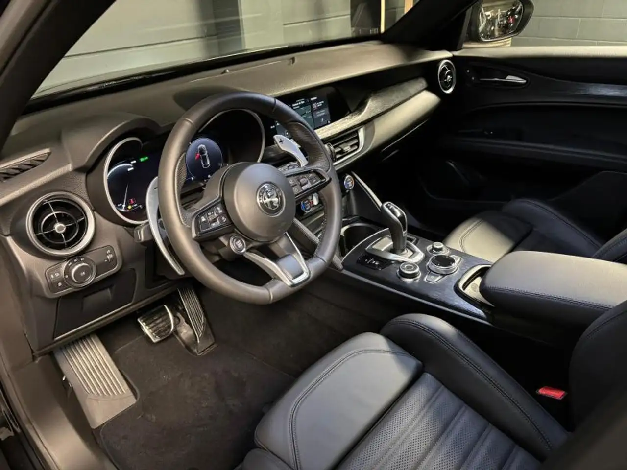 Alfa Romeo Stelvio 2024