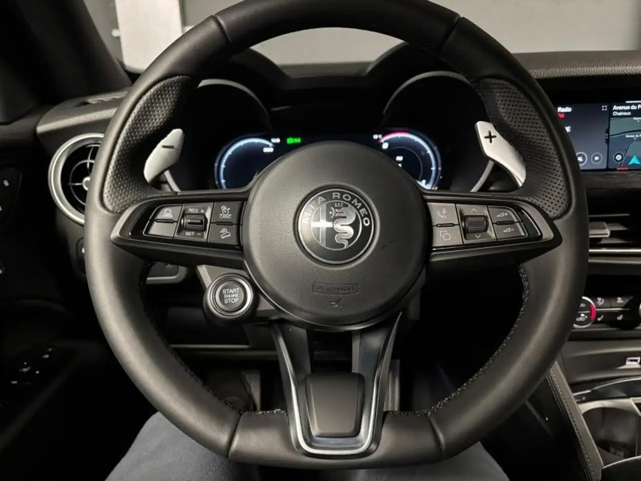 Alfa Romeo Stelvio 2024 — фото 13