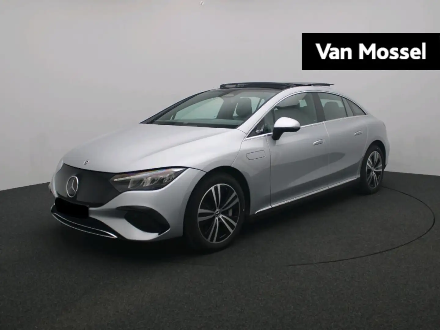 Mercedes-Benz EQE 300 Business Line + LEDER + PANORAMISCH DAK + CARPLAY Silber - 1