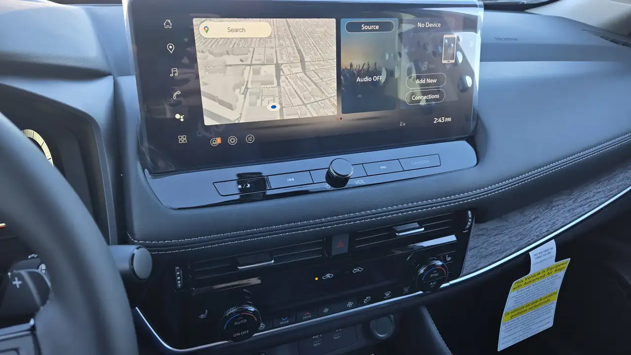 Nissan Rogue снимка Nissan Rogue