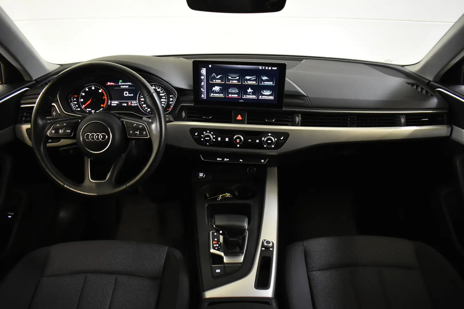 Audi A4 Avant 35 TFSI 2.0 150PK S-TRONIC PRO-LINE*** CARPL Noir - 2