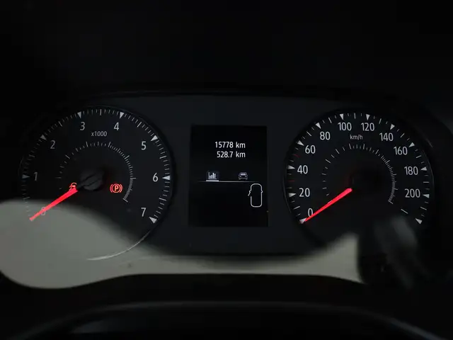 Dacia Sandero view 14