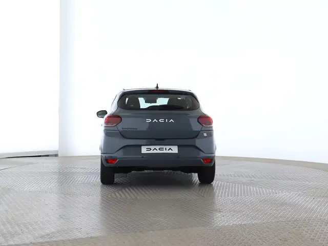 Dacia Sandero view 5