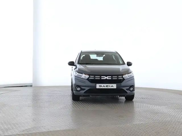 Dacia Sandero view 10