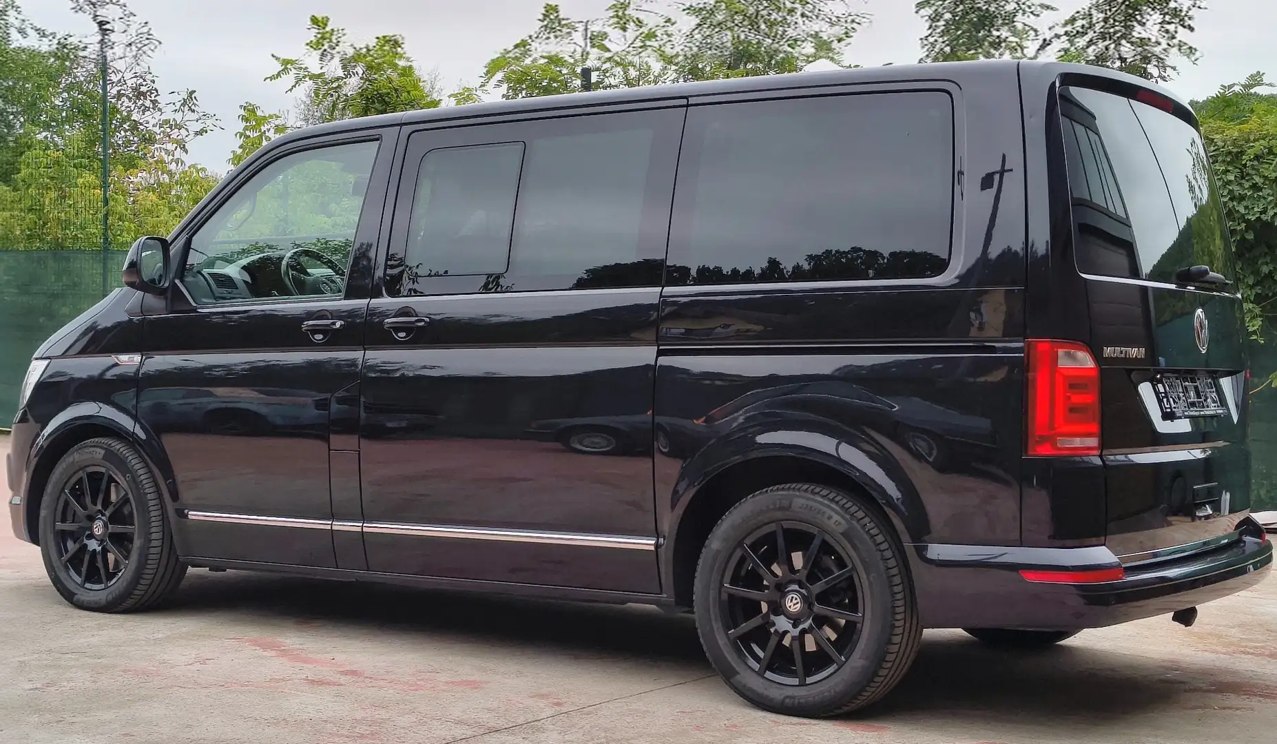 Volkswagen T5 Multivan DSG 4MOTION Highline - 2