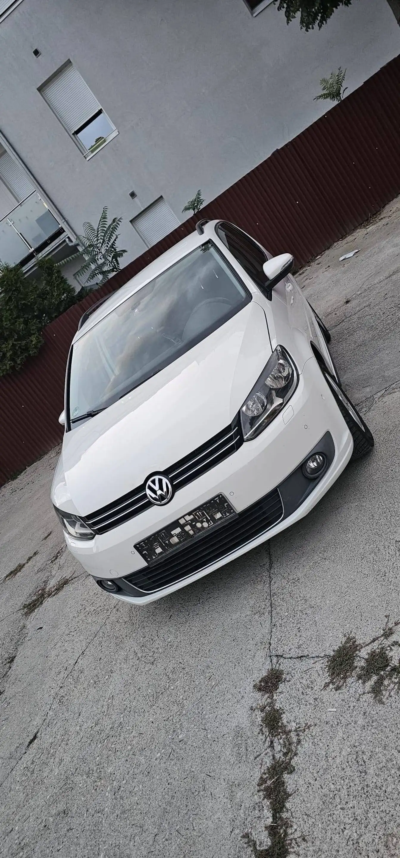 Volkswagen Touran Comfortline BMT — photo 15