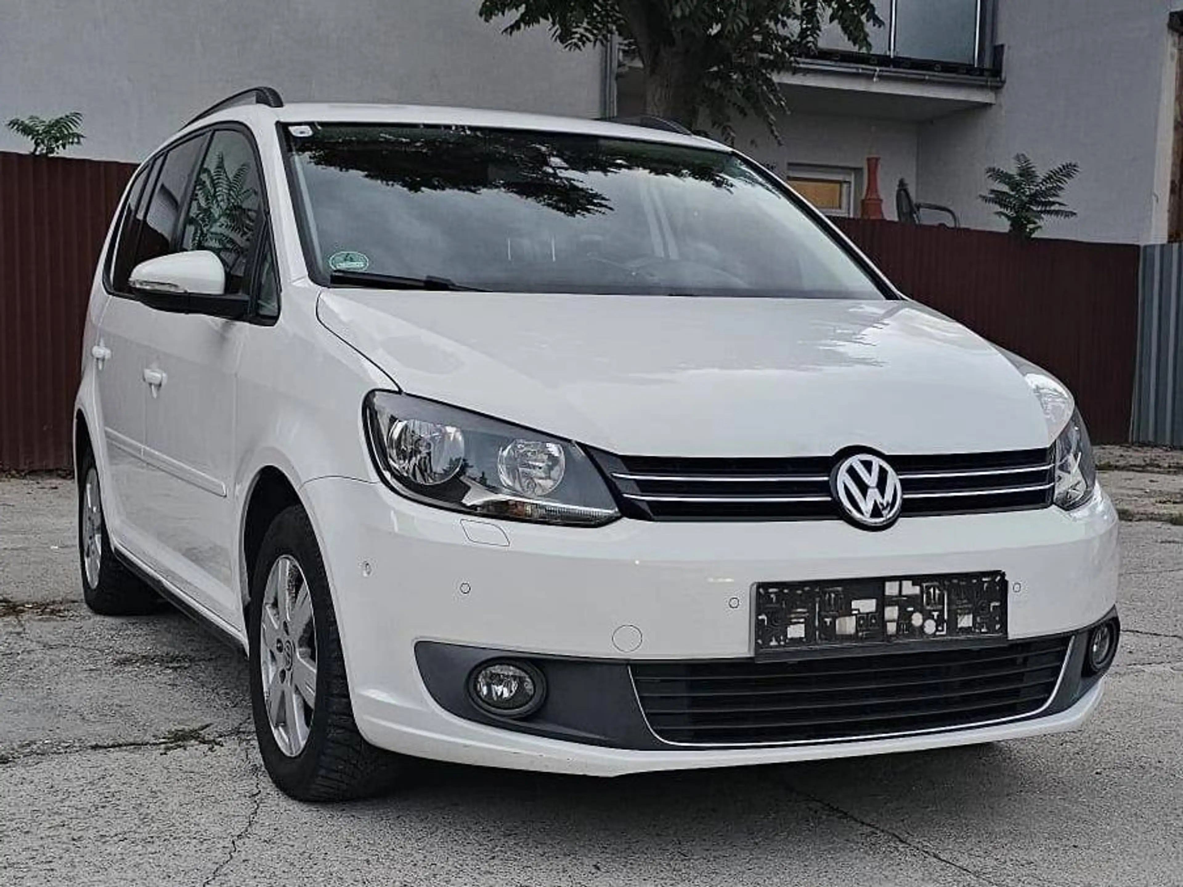 Volkswagen Touran Comfortline BMT — photo 6