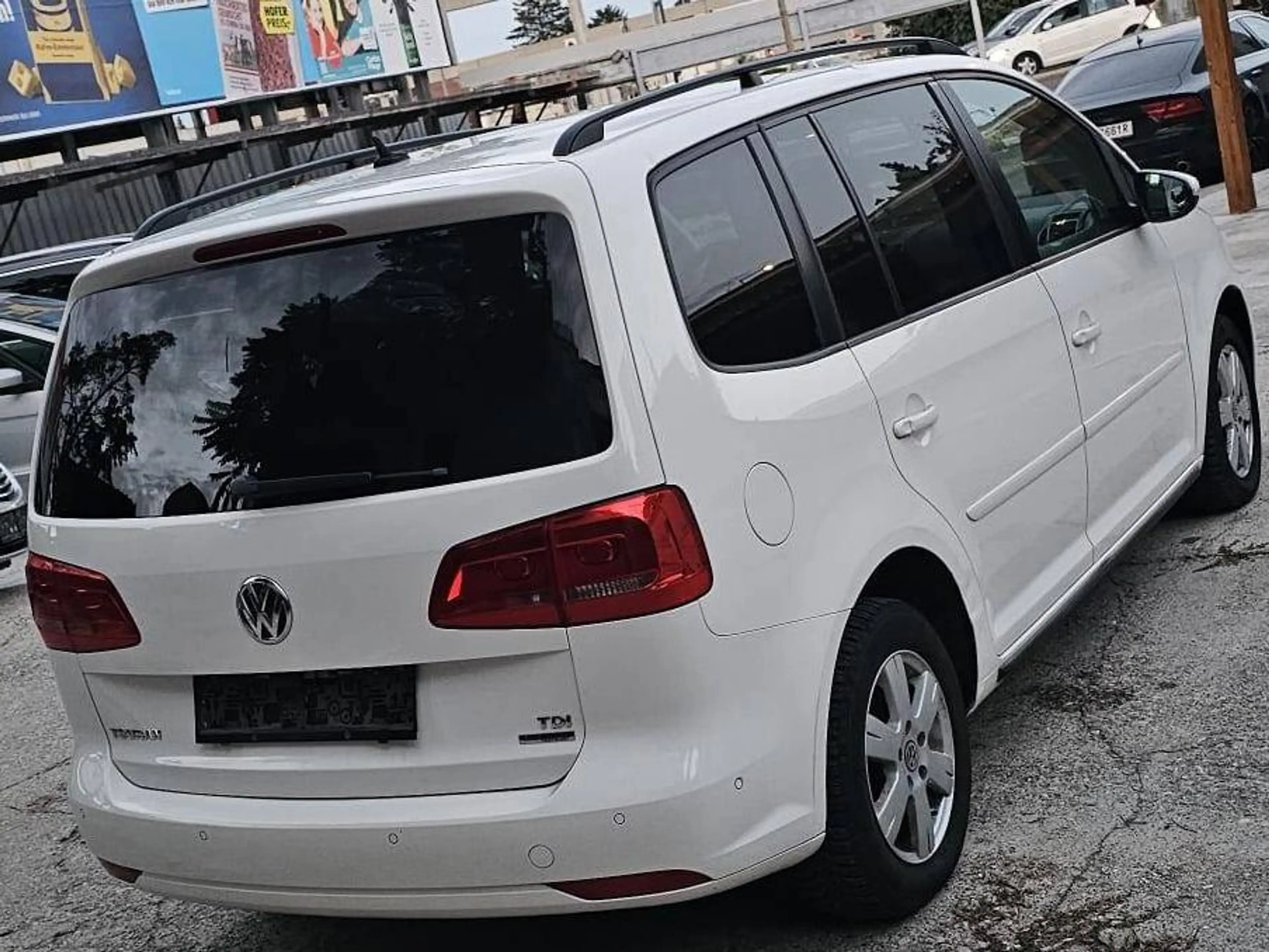 Volkswagen Touran Comfortline BMT — photo 7