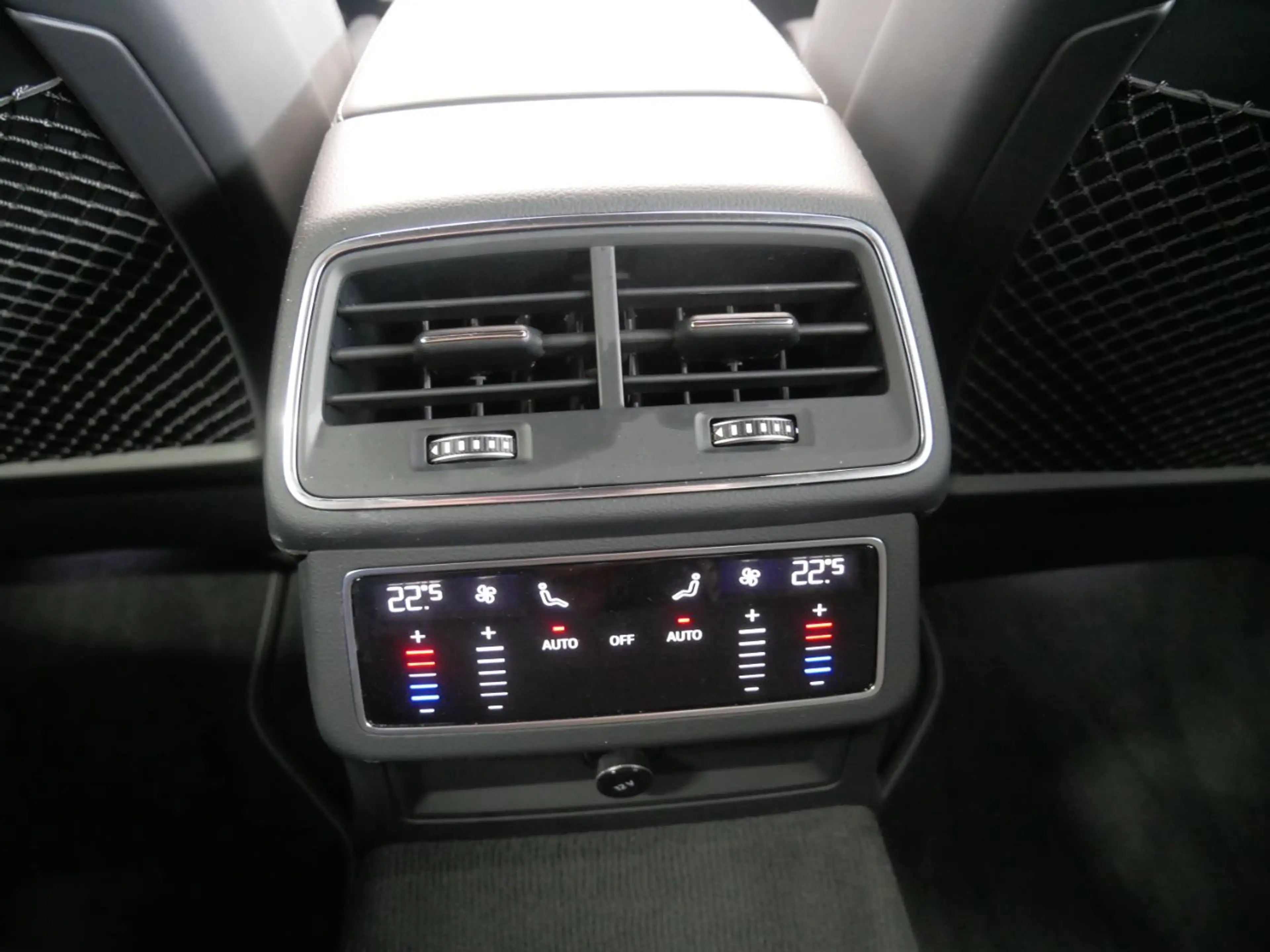 Audi S7 Sportback TDI MATRIX AHK HEAD-UP virt. Cock.+ — photo 14