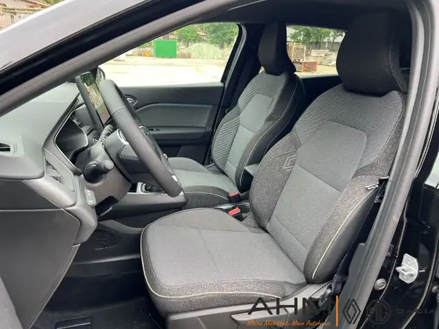 Renault Captur view 11
