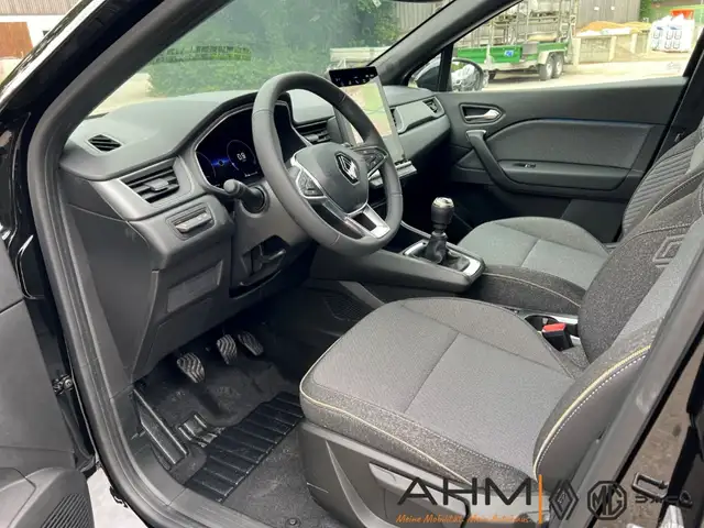 Renault Captur view 10