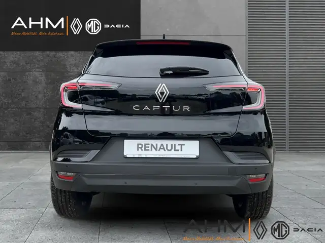 Renault Captur view 4