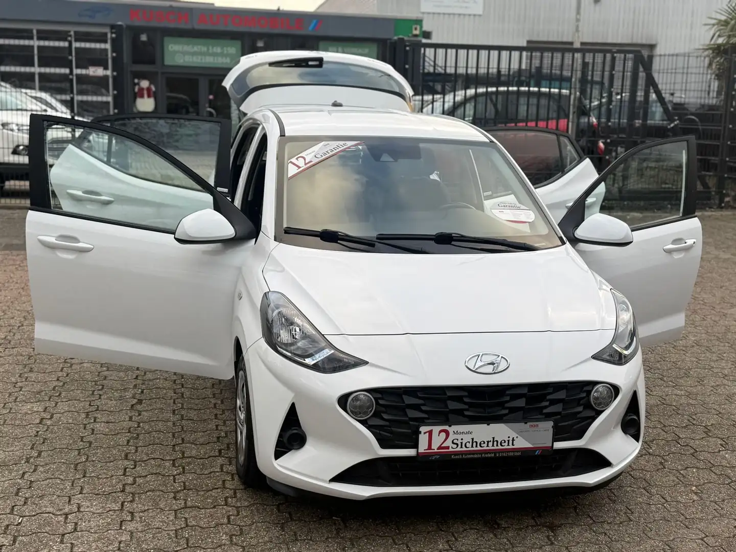 Hyundai i10 Select Klima SHZ BHZ Lenkrad 1 Hand Weiß - 2