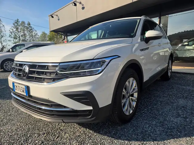 Volkswagen Tiguan Tiguan II 2021 2.0 tdi Life 150cv dsg