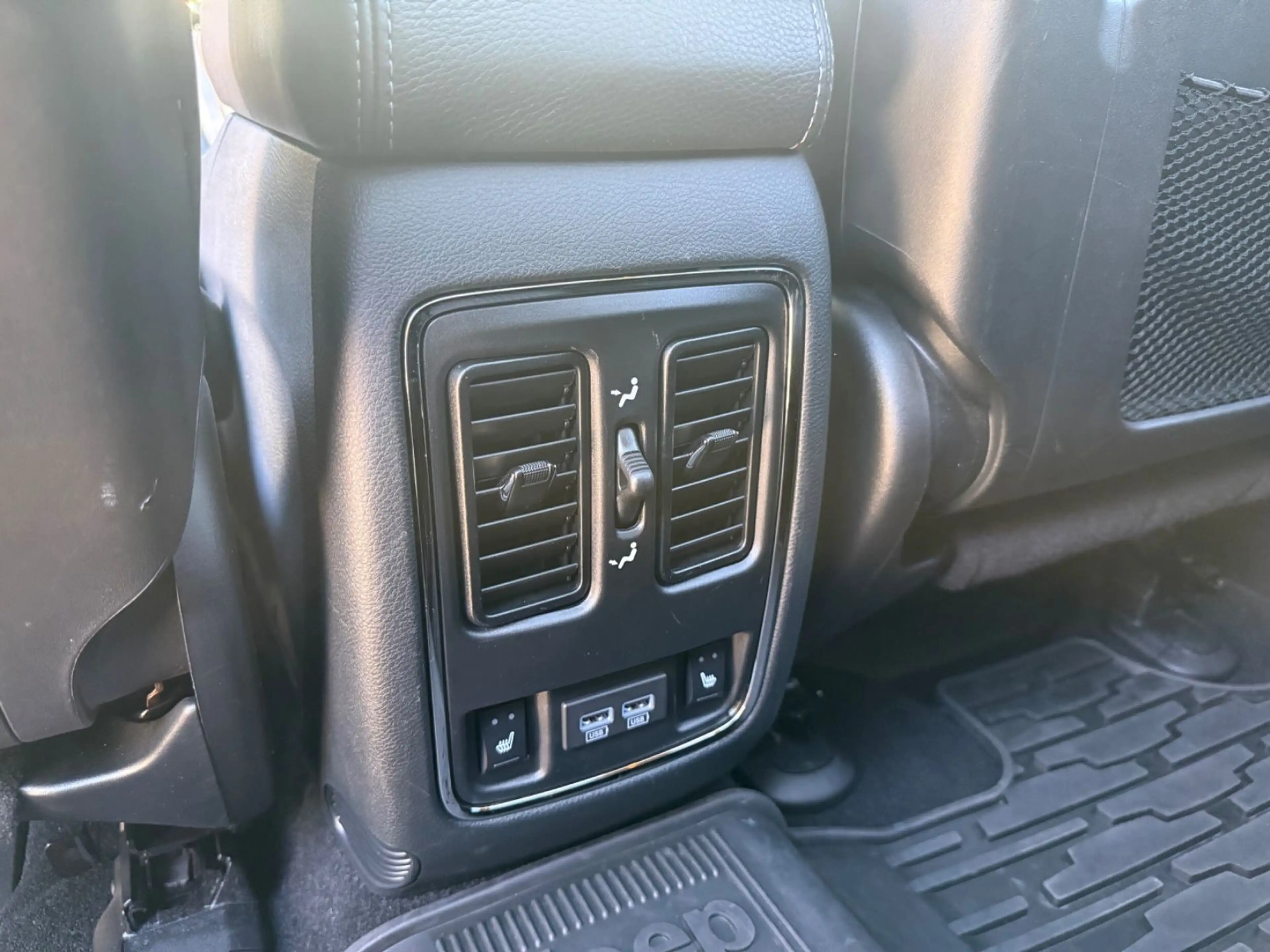 Jeep Grand Cherokee 3.0 CRD Summit·MwSt·2Hd·H&K·Pano — photo 12