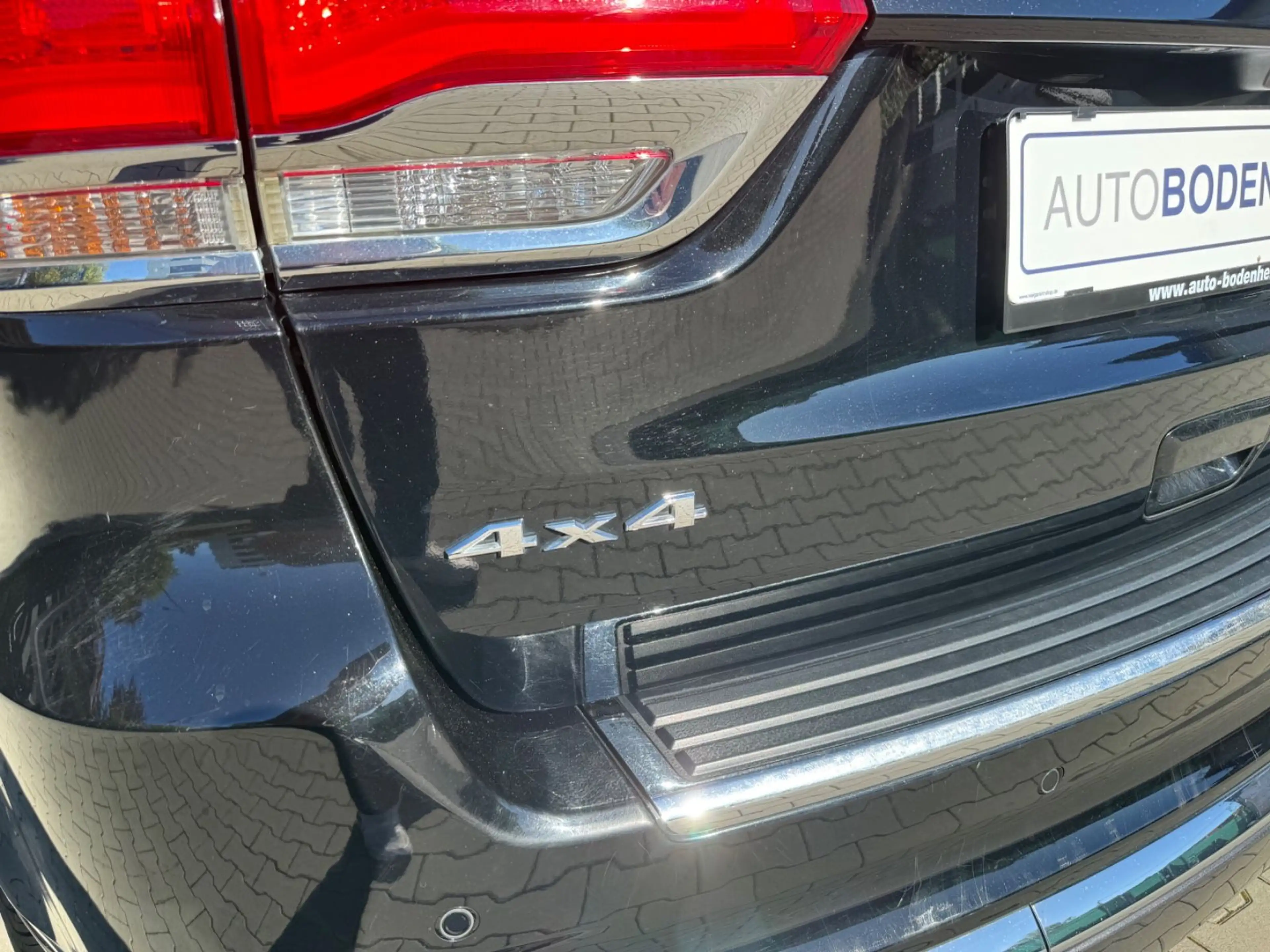 Jeep Grand Cherokee 3.0 CRD Summit·MwSt·2Hd·H&K·Pano — photo 9