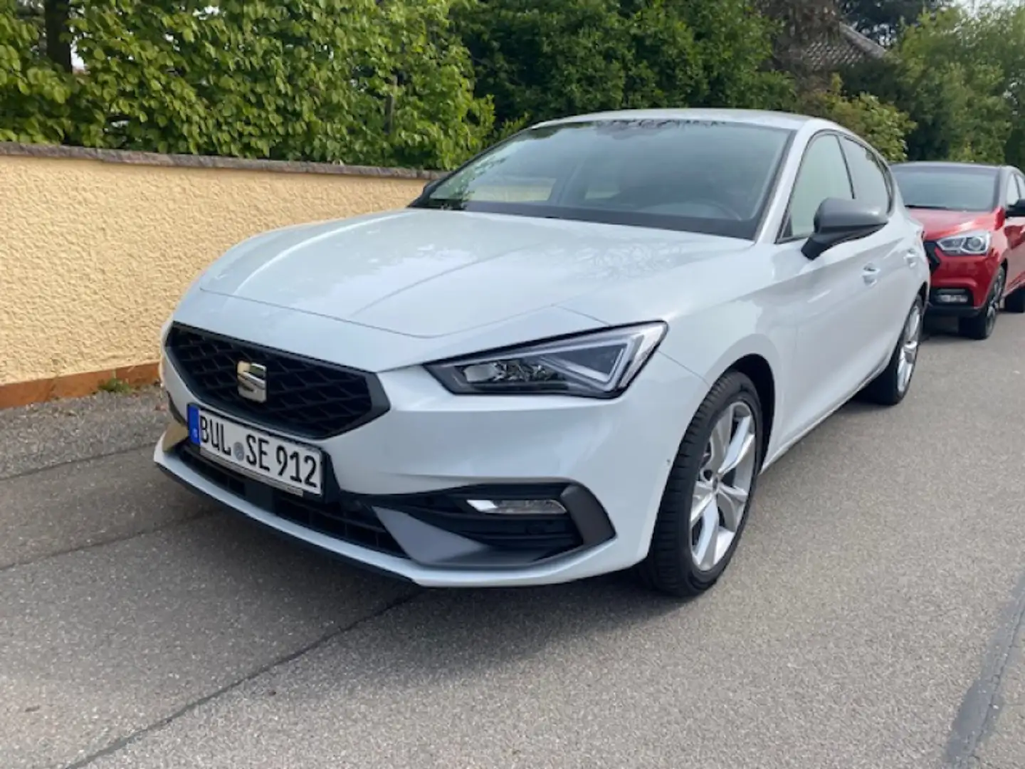 SEAT Leon Leon 1.5 eTSI ACT FR Weiß - 1