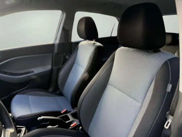 Hyundai i20 view 11