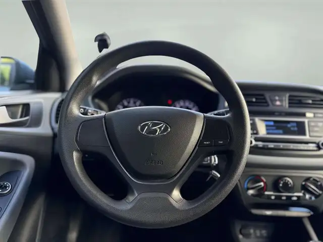Hyundai i20 view 15