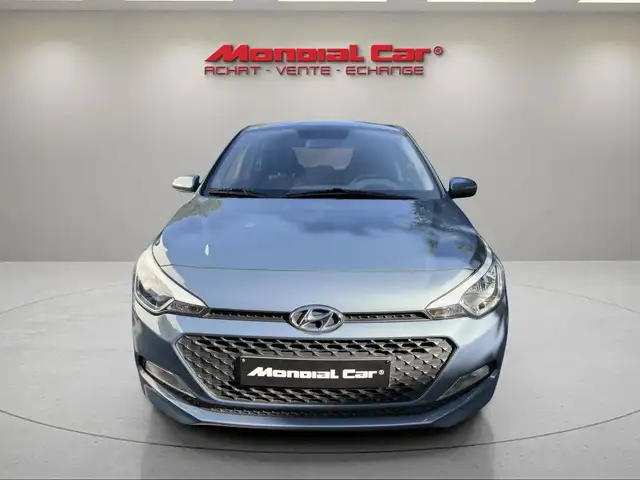 Hyundai i20 view 3