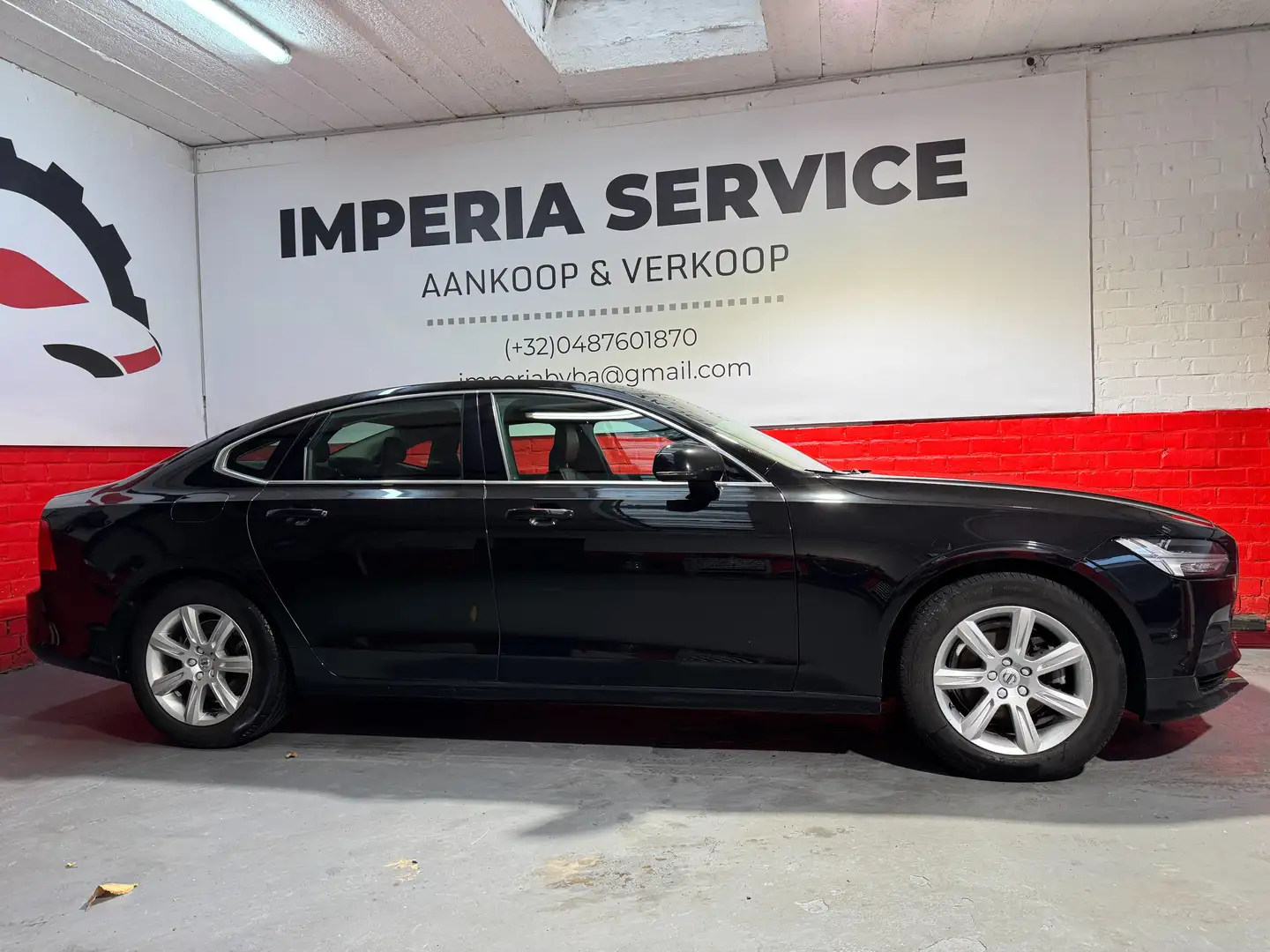 Volvo S90 S90 D3 Momentum Zwart - 2