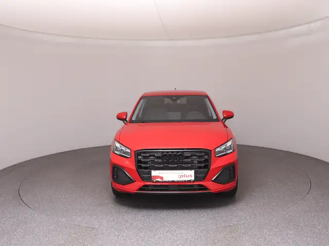 Audi Q2 view 3