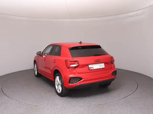Audi Q2 view 5