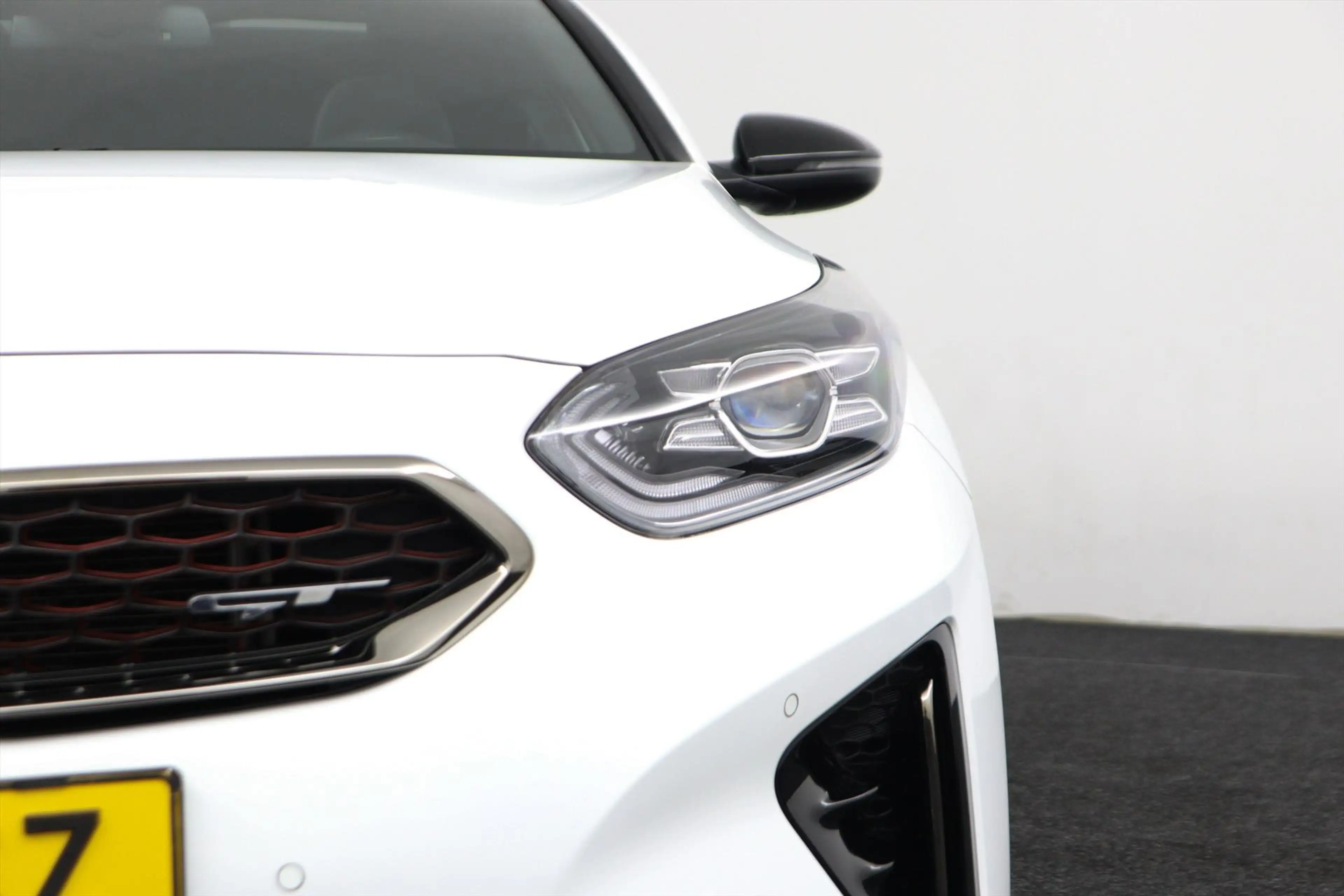 Kia ProCeed / pro_cee'd 1.6 T-GDI GT AUTOMAAT ECC/CRUISE/NAV/STOEL.STUUR.V — photo 2