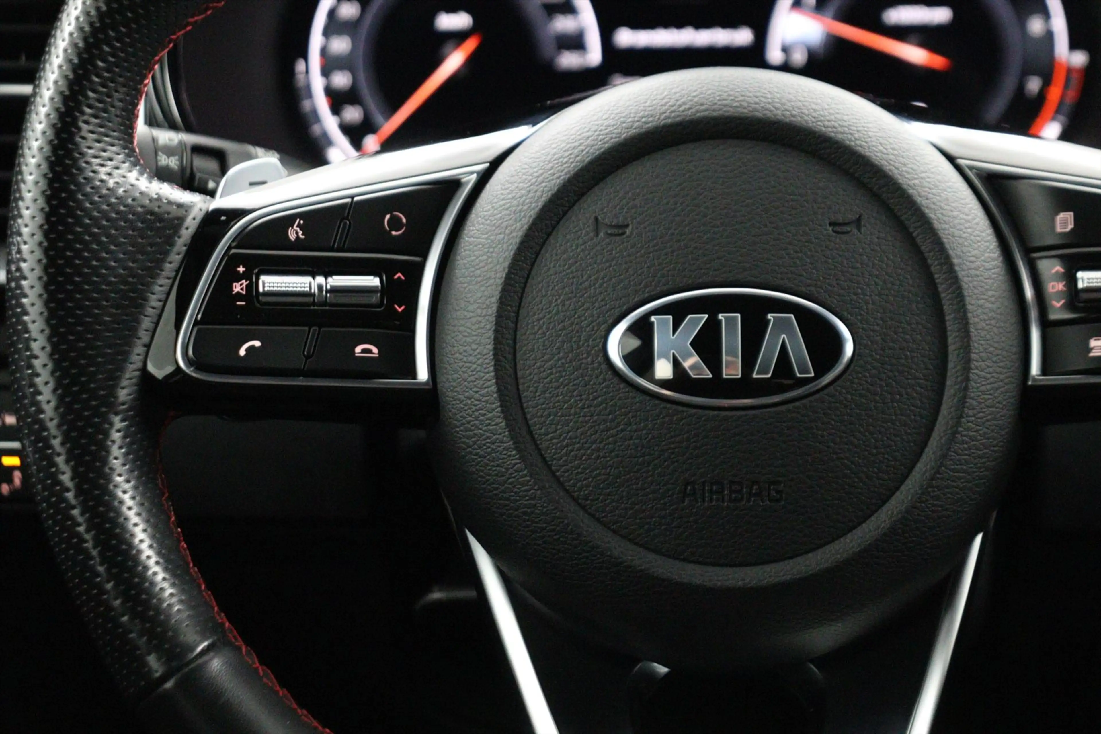 Kia ProCeed / pro_cee'd 1.6 T-GDI GT AUTOMAAT ECC/CRUISE/NAV/STOEL.STUUR.V — photo 25