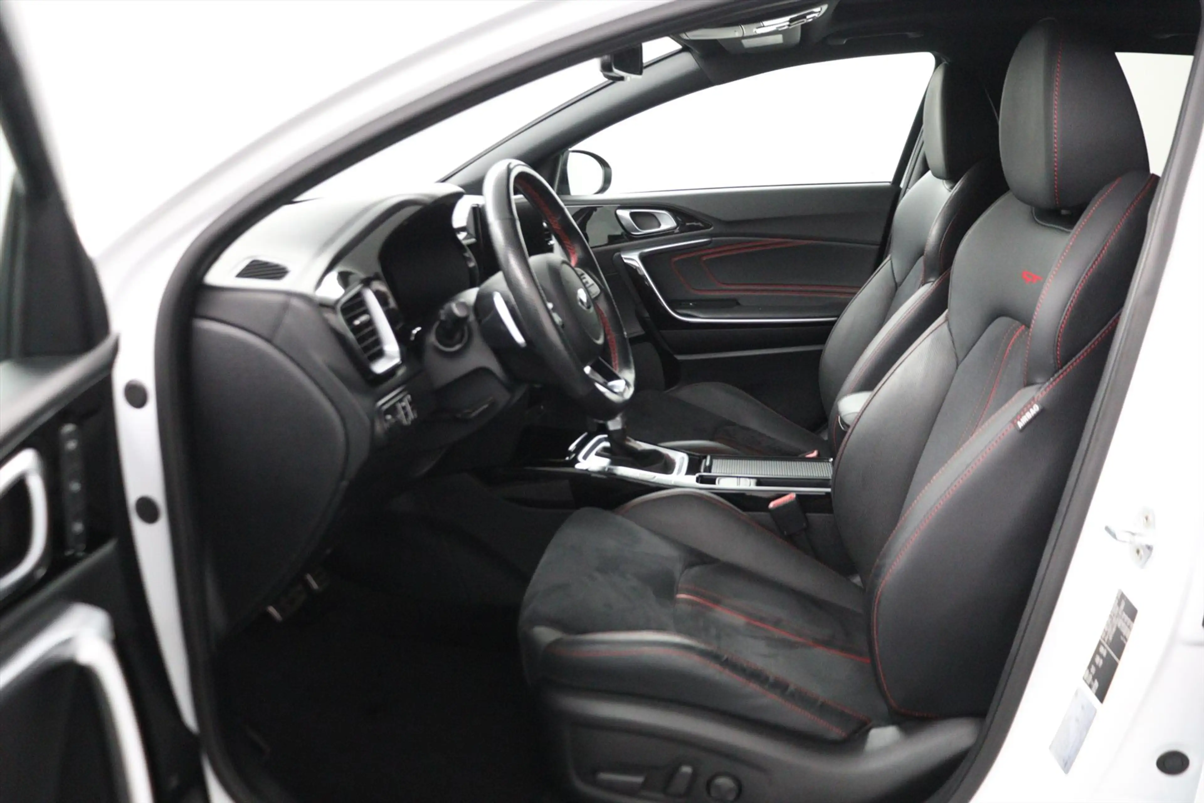 Kia ProCeed / pro_cee'd 1.6 T-GDI GT AUTOMAAT ECC/CRUISE/NAV/STOEL.STUUR.V — photo 15