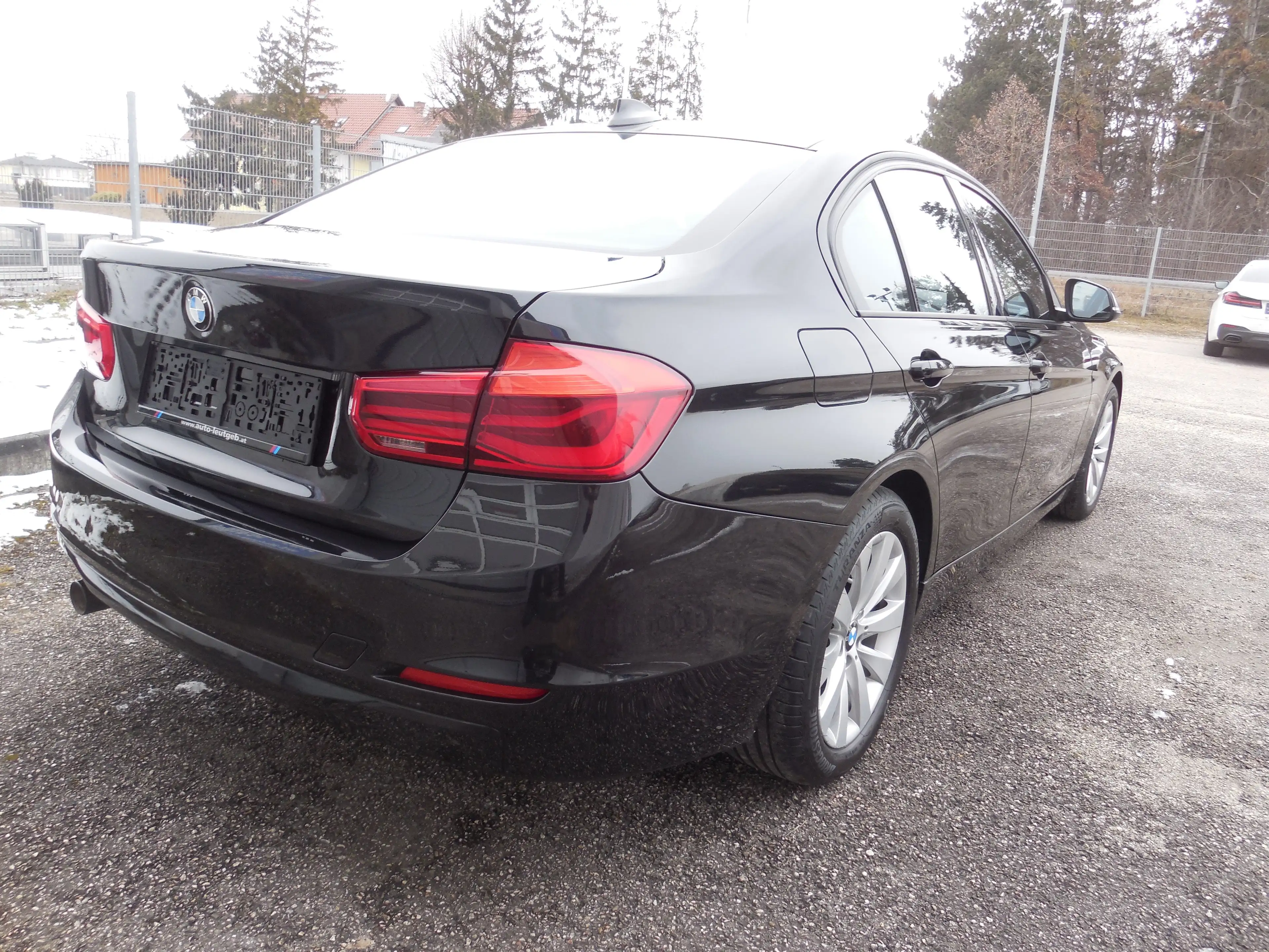 BMW 316 d Sportline — photo 6