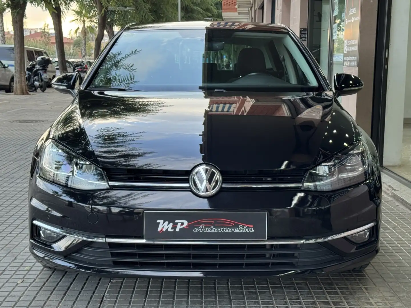 Volkswagen Golf 1.6TDI Advance 85kW Noir - 2