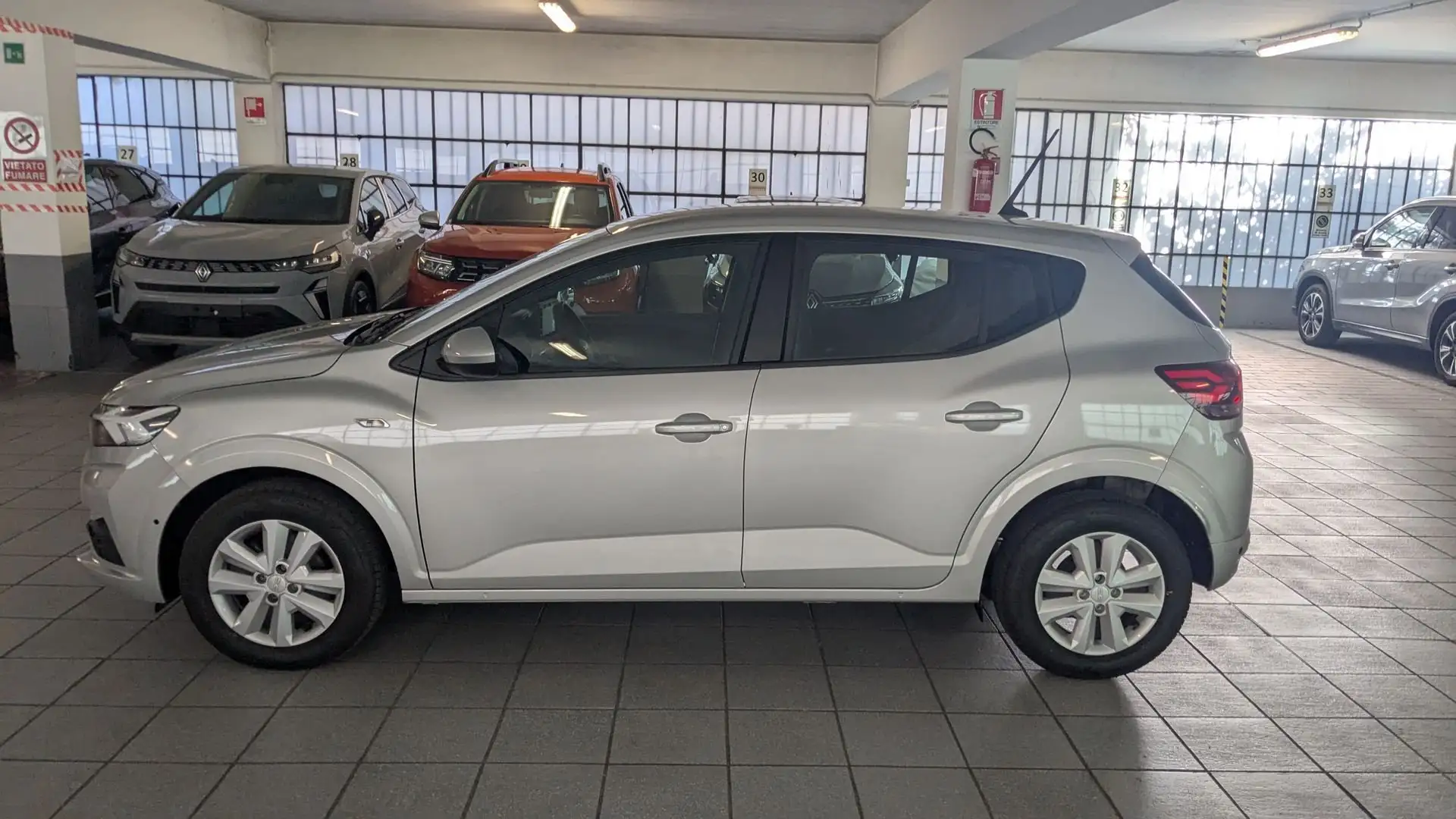 Dacia Sandero Streetway 1.0 TCe ECO-G Expression Plateado - 2